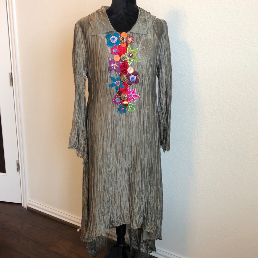 Pakistani/Indian shalwar kameez dress